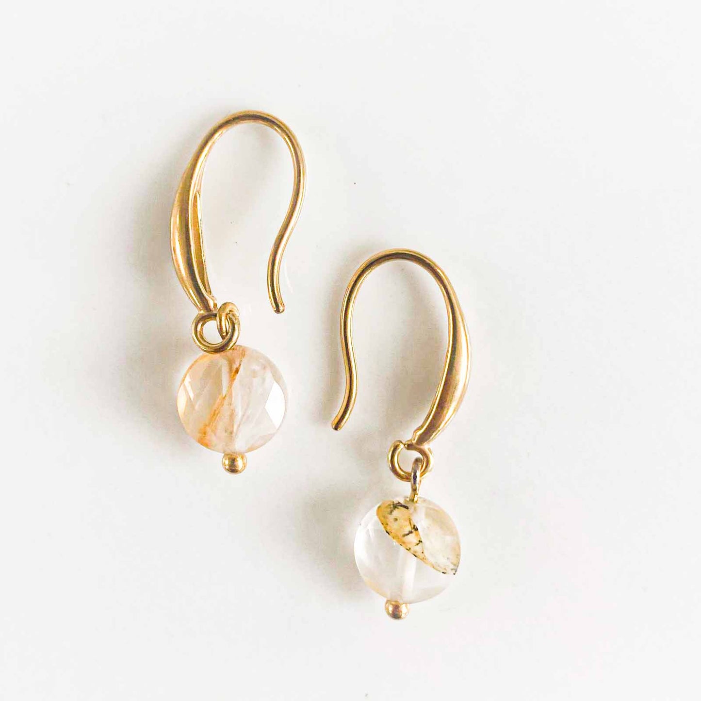 Boucle d'oreilles Josépphine Galet Beige