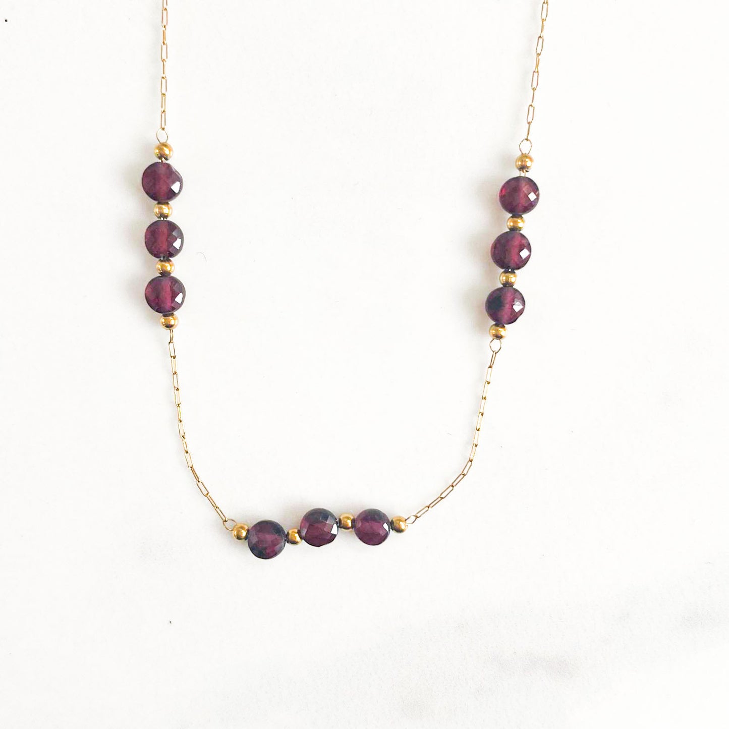 Collier galets grenats