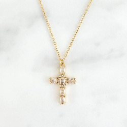 Collier croix blanc Madonna