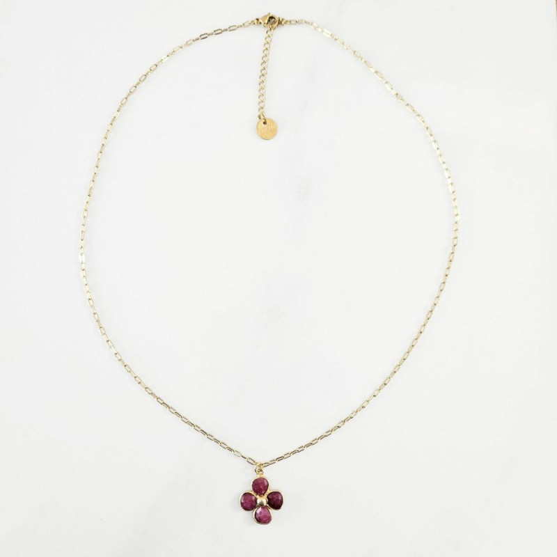 Collier trèfle précieux fushia