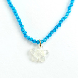 Collier fleur de tiaré bleu