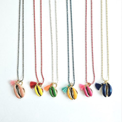 Bubble cowrie necklace