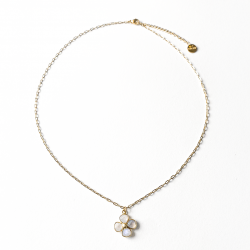 Collier trèfle précieux blanc