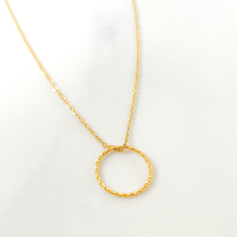 Hyptnotic necklace