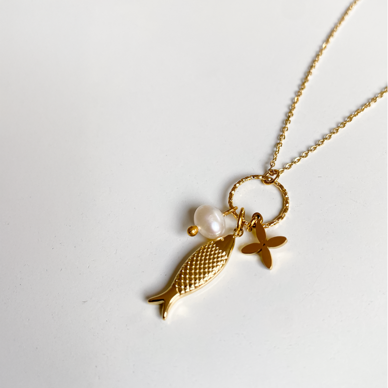 Collier grappe poisson