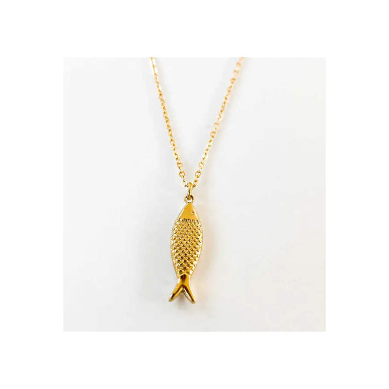 Long necklace fish