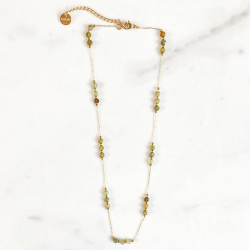 Collier galets vert, grenats verts