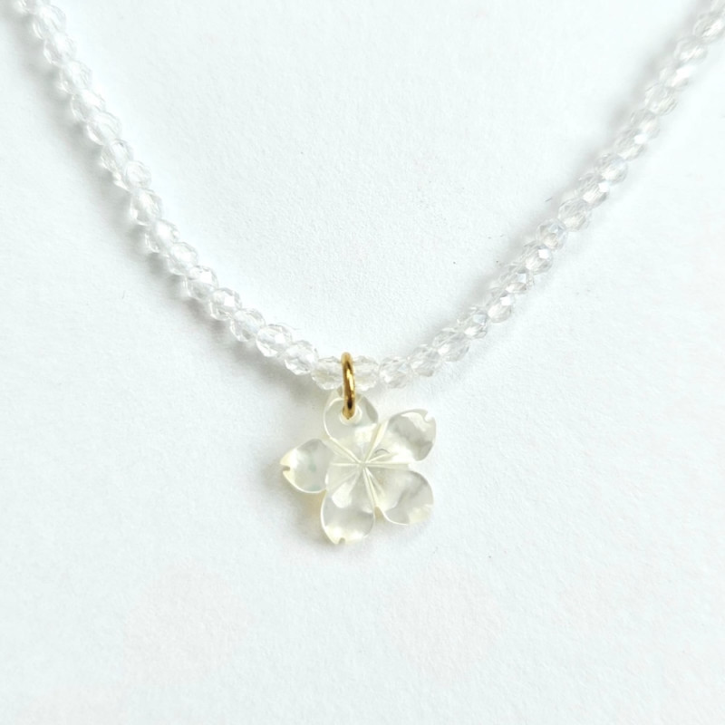 Collier fleur de tiaré blanc