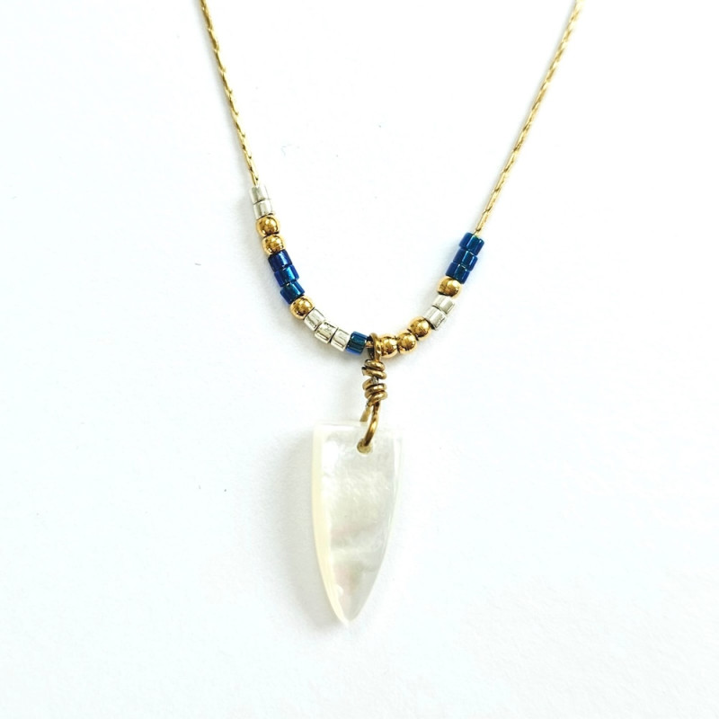 Collier Totem bleu Dent de requin