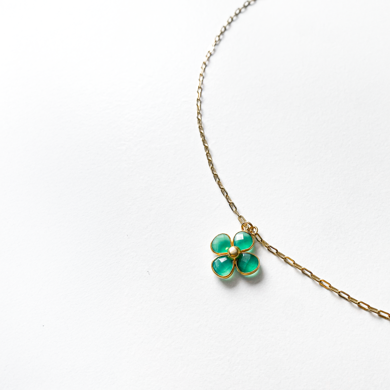 Collier trèfle précieux vert