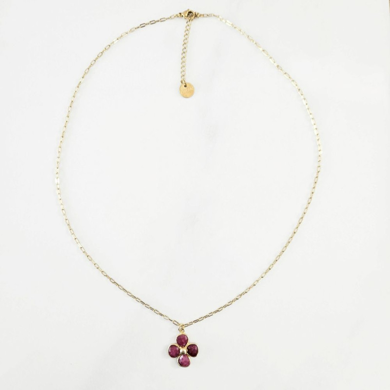 Collier trèfle précieux fushia