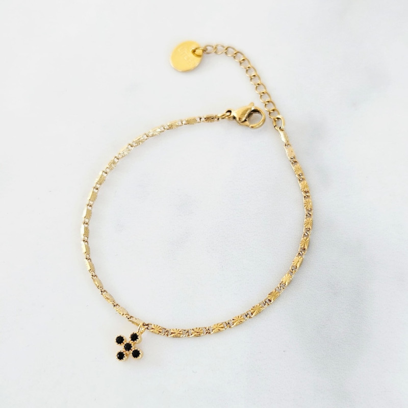 Bracelet croix noire Maeva