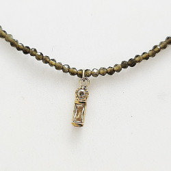 Collier perlé Shine Kaki