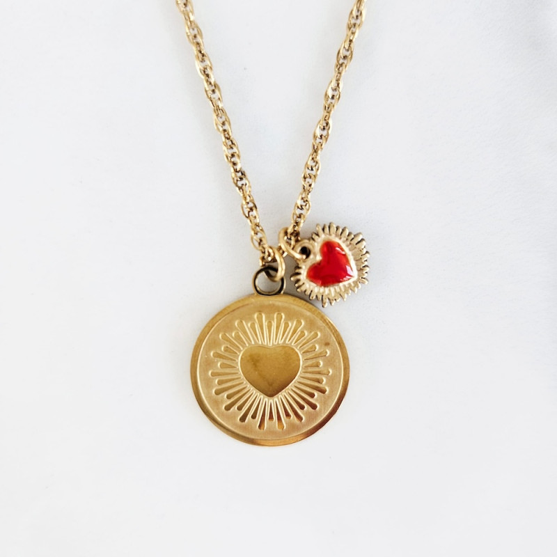 Amour Toujours red heart necklace