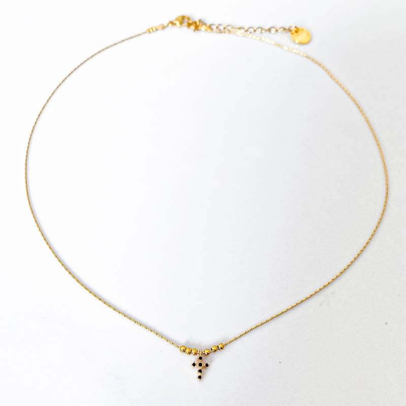 Collier chaîne serpent mini croix noire