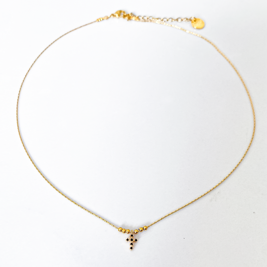 Collier chaîne serpent mini croix noire