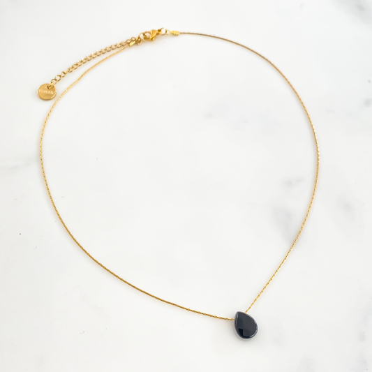 Collier black drop