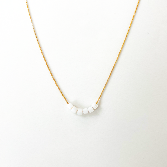 Collier Simply Square blanc